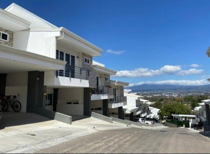 Foto Casa en Venta en Santa Ana, San José - U$D 250.000 - CAV70887 - BienesOnLine