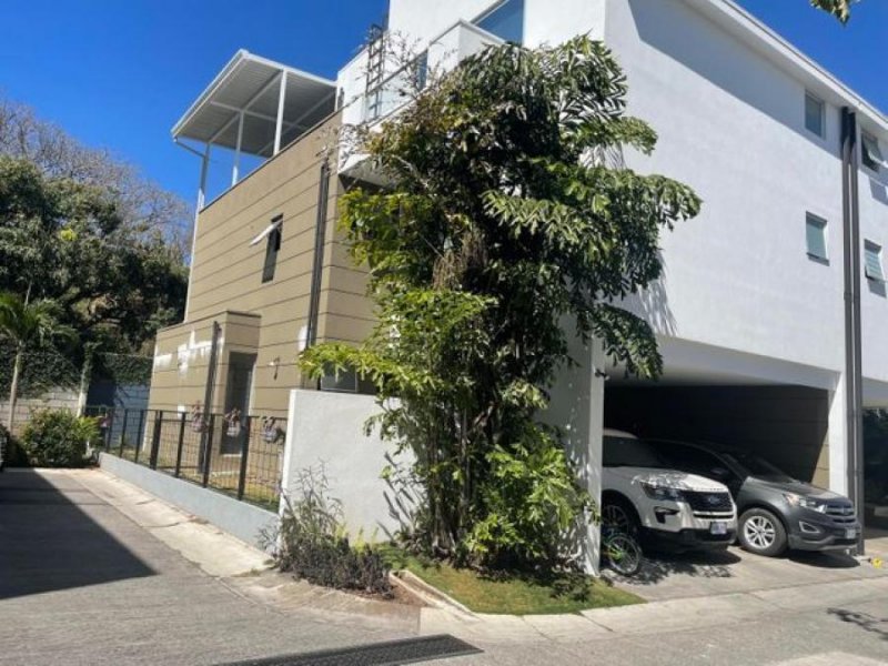 Foto Casa en Venta en Santa Ana, San José - U$D 375.000 - CAV57602 - BienesOnLine