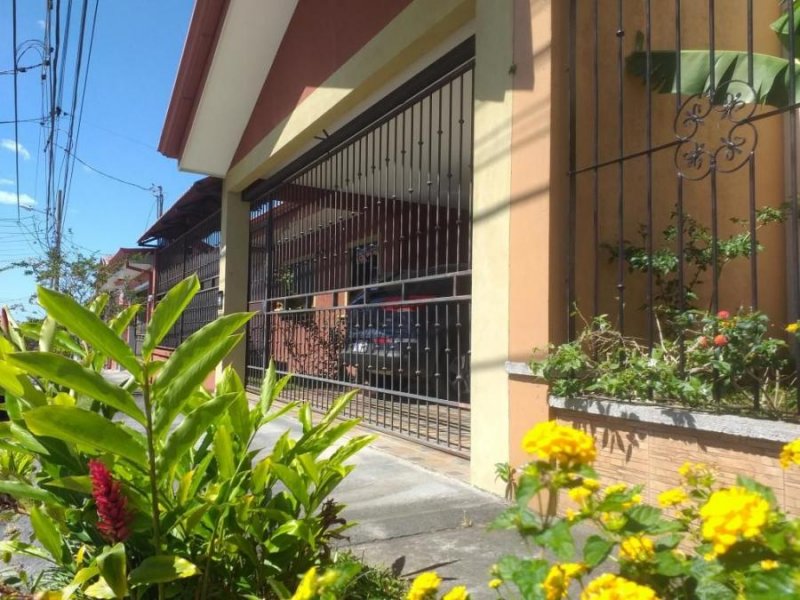 Foto Casa en Venta en Santo Domingo, Heredia - U$D 198.000 - CAV37938 - BienesOnLine