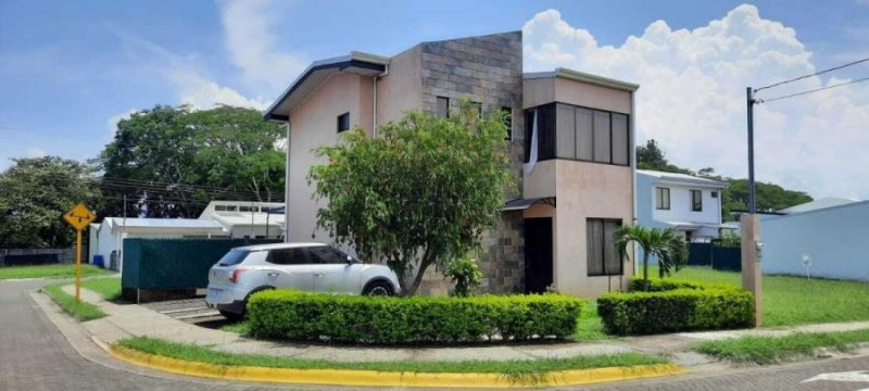 Foto Casa en Venta en Turrúcares, Alajuela - U$D 136.000 - CAV80263 - BienesOnLine