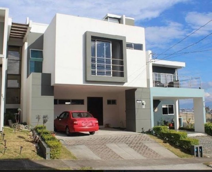 Foto Casa en Venta en Ulloa, Heredia - U$D 250.000 - CAV66713 - BienesOnLine