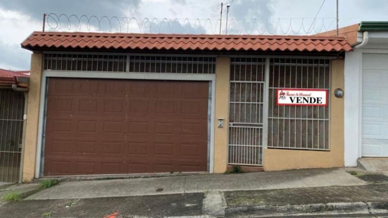 Foto Casa en Venta en Heredia, Heredia - ¢ 72.000.000 - CAV49076 - BienesOnLine