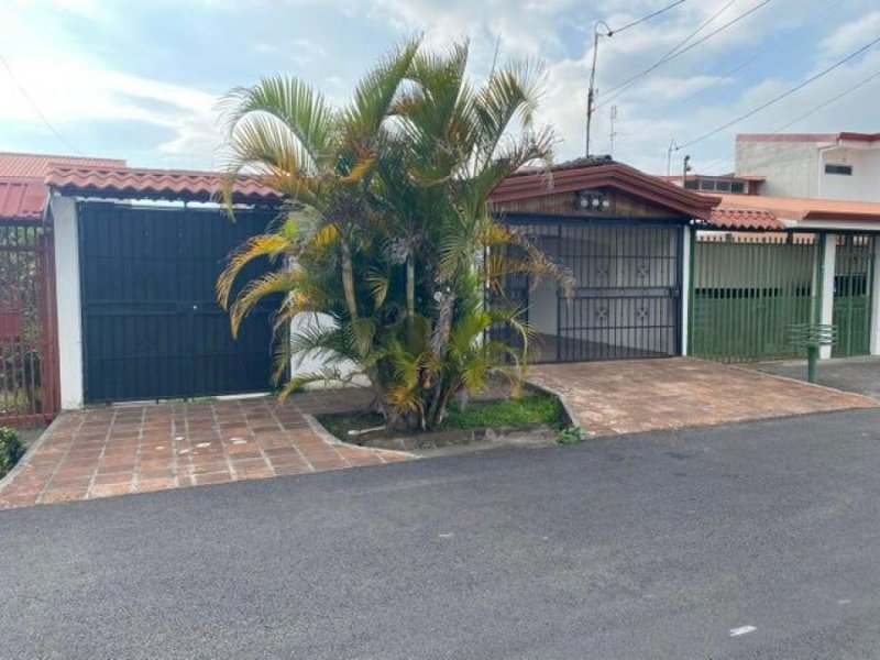 Foto Casa en Venta en Vasquez de Coronado, San José - ¢ 118.000.000 - CAV72081 - BienesOnLine