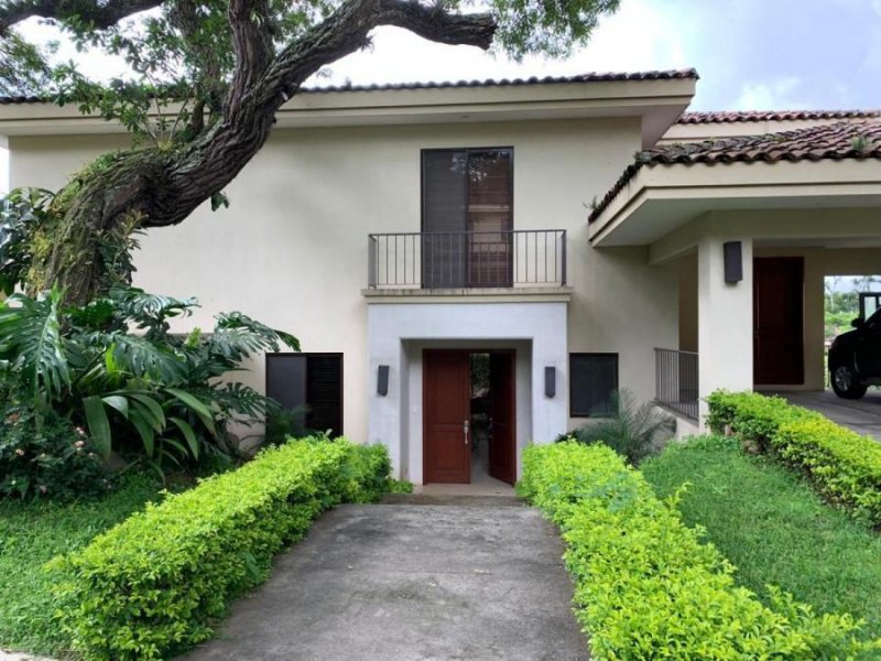 Foto Casa en Venta en Escazú, San José - U$D 790.000 - CAV47424 - BienesOnLine