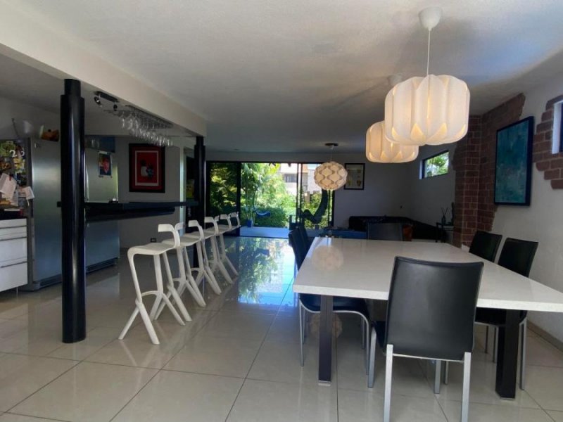 Foto Casa en Venta en San Rafael, Escazú, San José - U$D 400.000 - CAV68647 - BienesOnLine