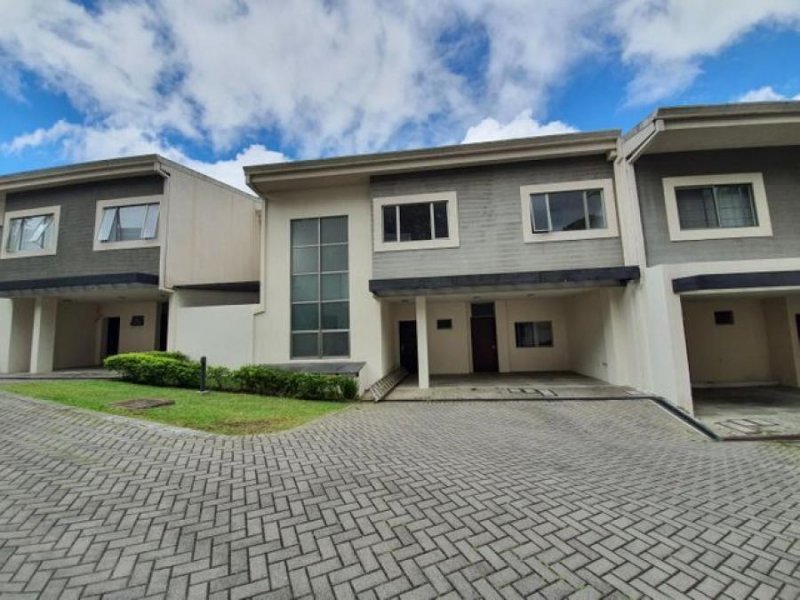 Foto Casa en Venta en Pinares, Curridabat, San José - U$D 360.000 - CAV47146 - BienesOnLine