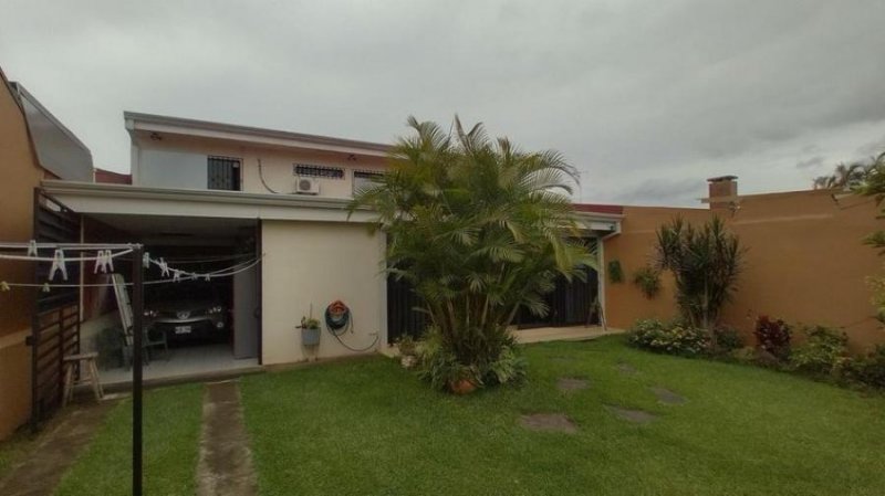 Foto Casa en Venta en Prados, Curridabat, San José - U$D 300.000 - CAV46813 - BienesOnLine