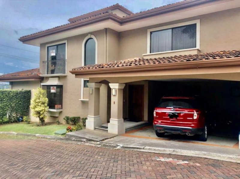 Foto Casa en Venta en Escazú, San José - U$D 370.000 - CAV36770 - BienesOnLine