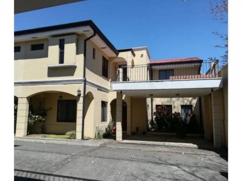 Casa en Venta en  Santa Ana, San José