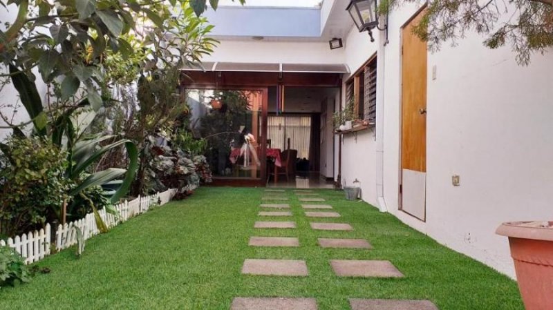 Foto Casa en Venta en Montes de Oca, San José - ¢ 150.500.000 - CAV32243 - BienesOnLine