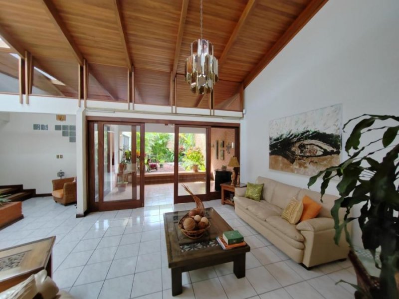 Foto Casa en Venta en San Rafael, Escazú, San José - U$D 3.650.000 - CAV84433 - BienesOnLine