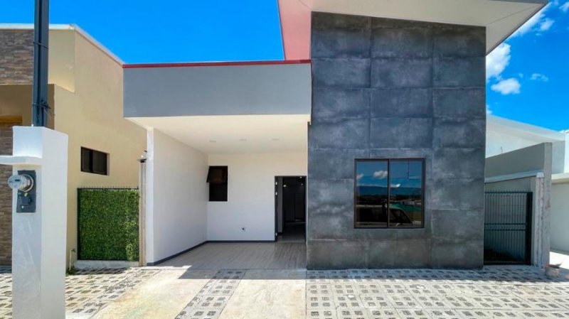 Casa Moderna en Condominio Corteza – Grecia