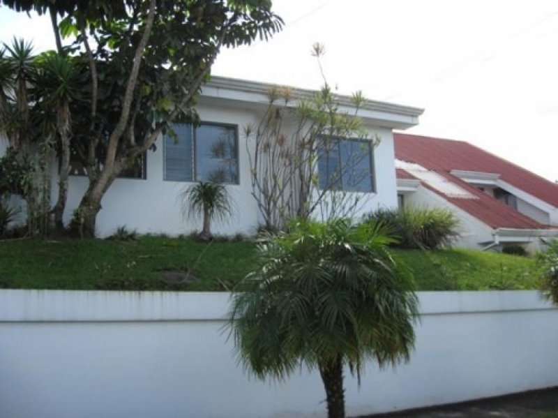 Foto Casa en Alquiler en Curridabat, San José - U$D 1.400 - CAA1474 - BienesOnLine