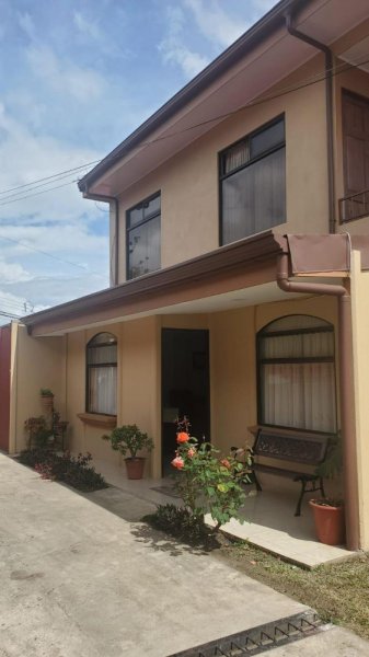 Casa en Venta en Birrisito Turrialba, Cartago