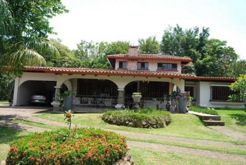 Foto Casa en Venta en La Garita, Alajuela, Alajuela - U$D 1.350.000 - CAV34943 - BienesOnLine