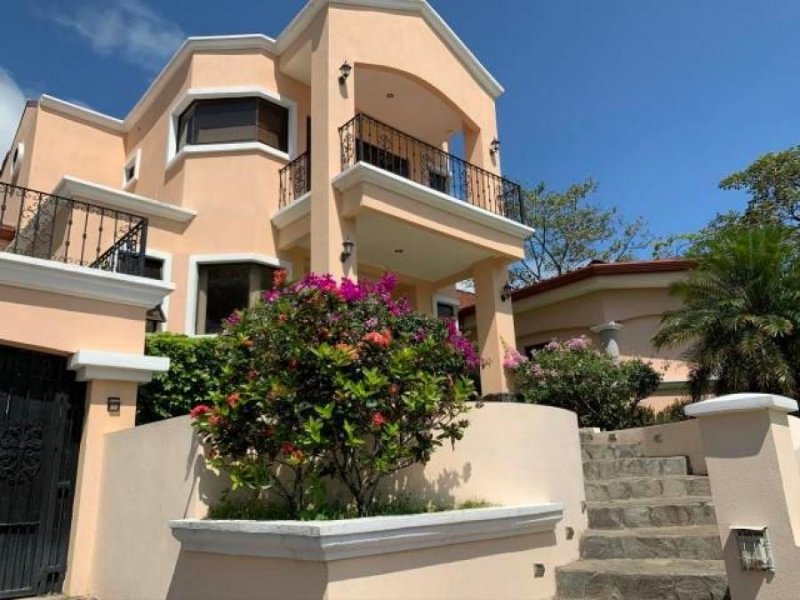 Foto Casa en Venta en AlajLaGuacima, Alajuela, Alajuela - U$D 475.000 - CAV30382 - BienesOnLine