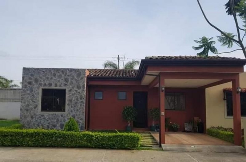 Foto Casa en Venta en ElGuarcoElTejar, El Guarco, Cartago - ¢ 85.000.000 - CAV34347 - BienesOnLine