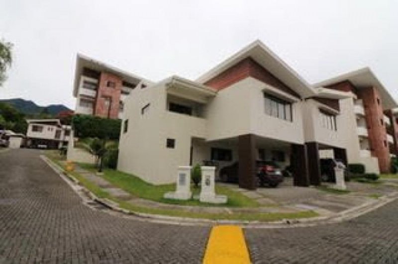 Foto Casa en Venta en Escazu Centro, Escazú, San José - ¢ 170.000.000 - CAV31282 - BienesOnLine