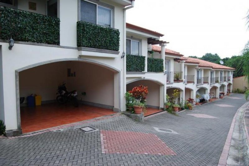 Foto Casa en Venta en SanMiguel, Escazú, San José - ¢ 190.000.000 - CAV33844 - BienesOnLine