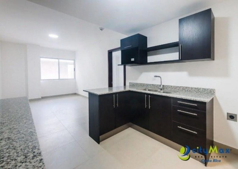 Foto Apartamento en Alquiler en Mata Redonda, San José - U$D 800 - APA17632 - BienesOnLine