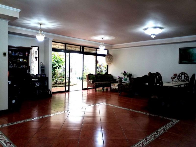 Foto Casa en Venta en Rohmoser, Pavas, San José - U$D 868.000 - CAV63719 - BienesOnLine