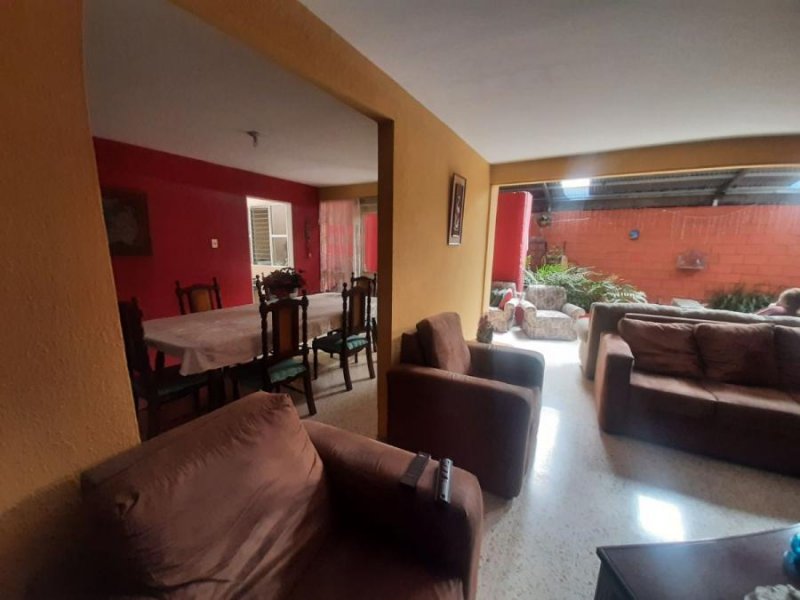 Foto Casa en Venta en Sabanilla, Sabanilla, San José - U$D 220.000 - CAV64937 - BienesOnLine