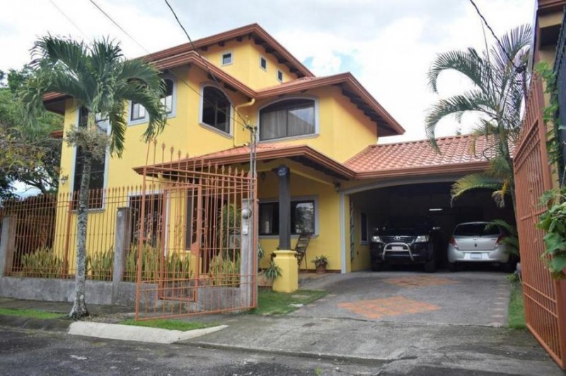 Foto Casa en Venta en Mercedes, Heredia - U$D 312.500 - CAV64810 - BienesOnLine