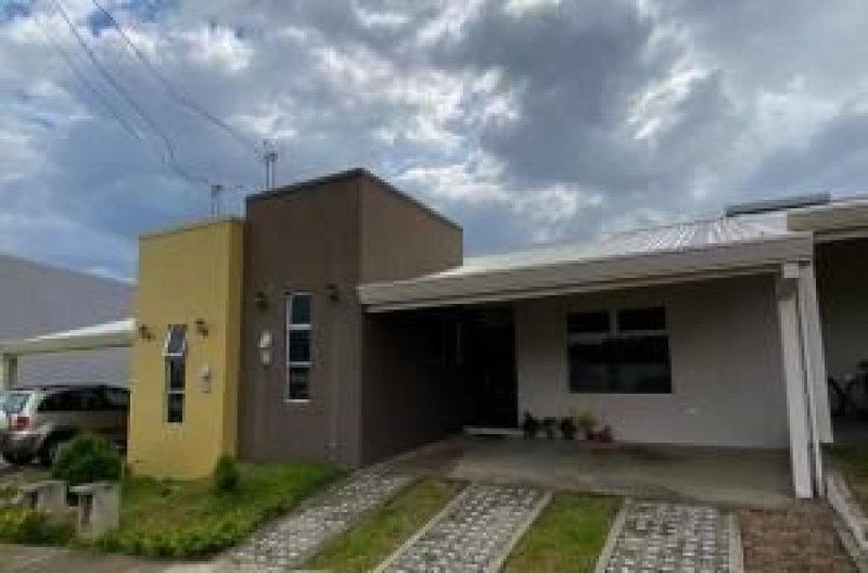 Foto Casa en Venta en Heredia, Heredia - U$D 135.000 - CAV31393 - BienesOnLine