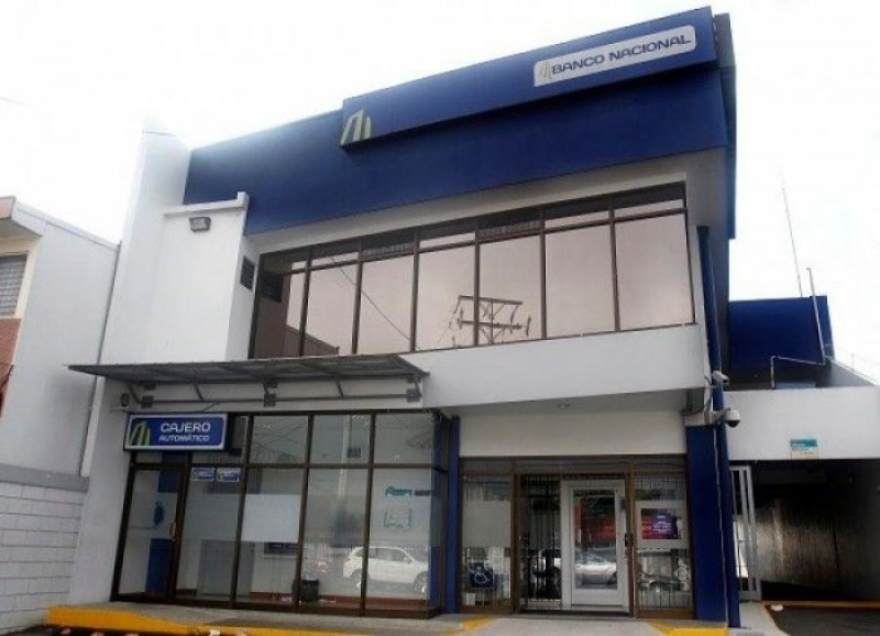 Edificio En Alquiler En El Alto De Guadalupe; Idi: 129675