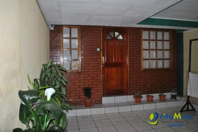 Foto Casa en Venta en Calle Blancos, San Jose, San José - ¢ 56.000.000 - CAV83726 - BienesOnLine