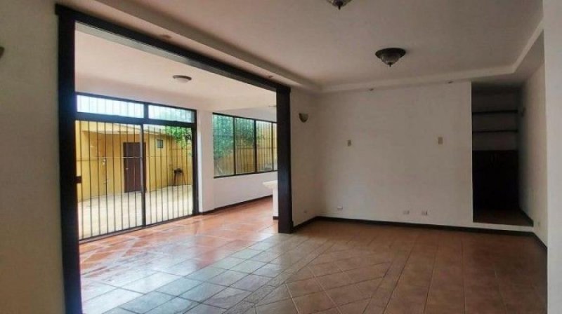 Foto Casa en Venta en Desamparados, Alajuela - U$D 265.000 - CAV78258 - BienesOnLine