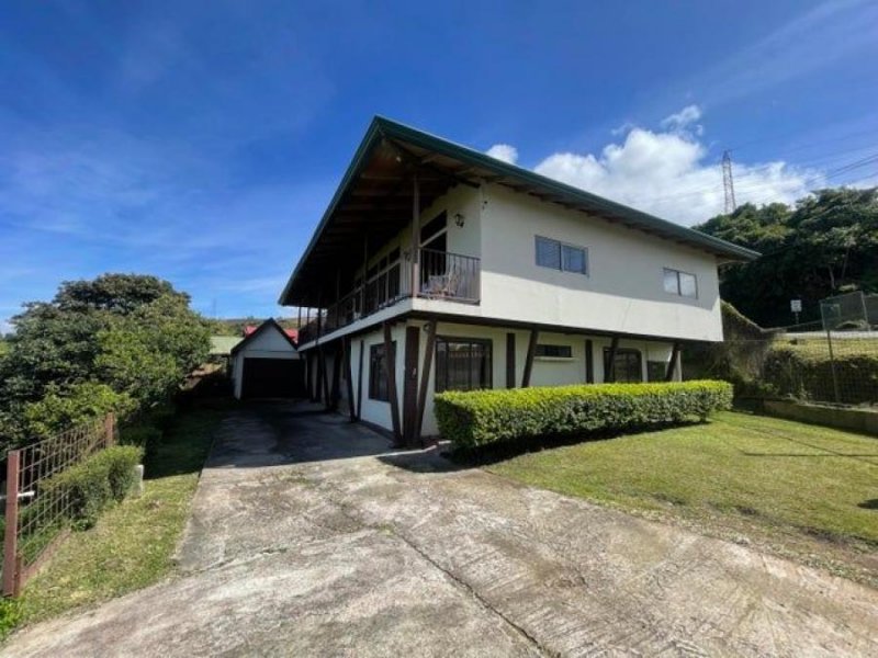 En Venta Excepcional Casa en Llano Grande, Cartago. 