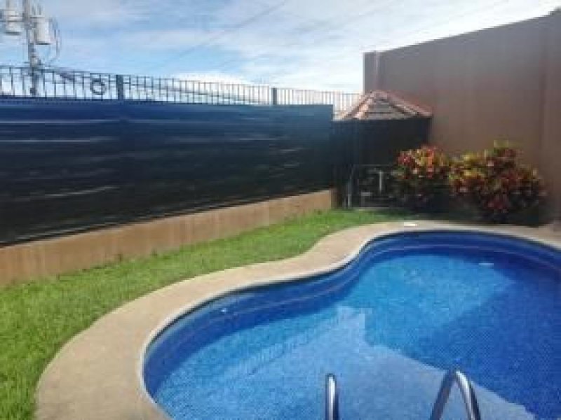 Foto Casa en Venta en Escazú, San José - U$D 157.500 - CAV28888 - BienesOnLine