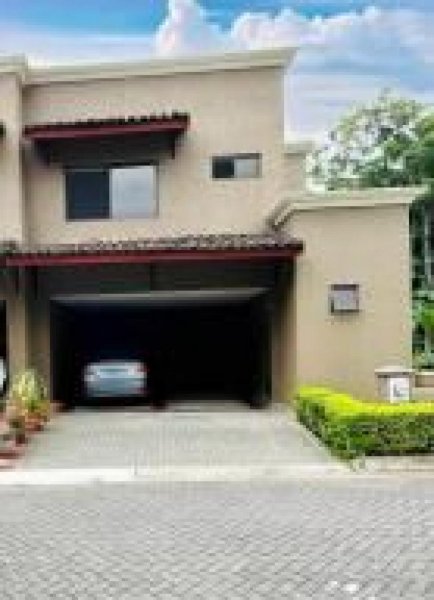 Foto Casa en Venta en Bosques de Santa Ana, Santa Ana, San José - U$D 282.000 - CAV104479 - BienesOnLine