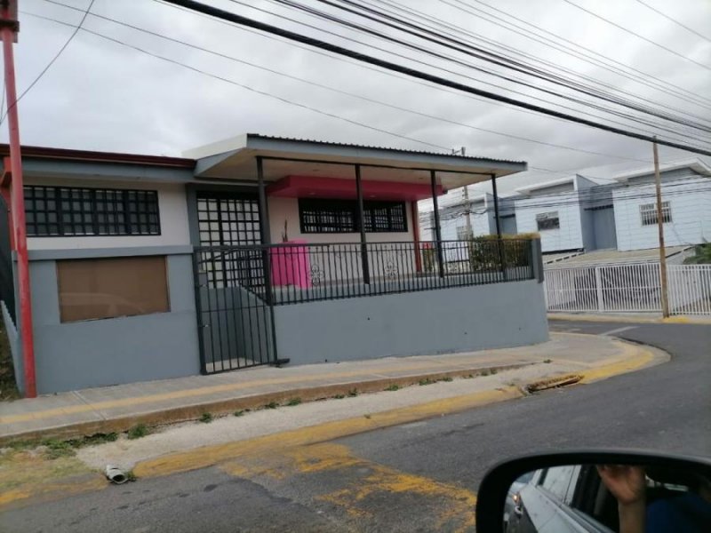 En Venta Local Comercial Y Apartamento En Heredia Cr; Idi: 139685