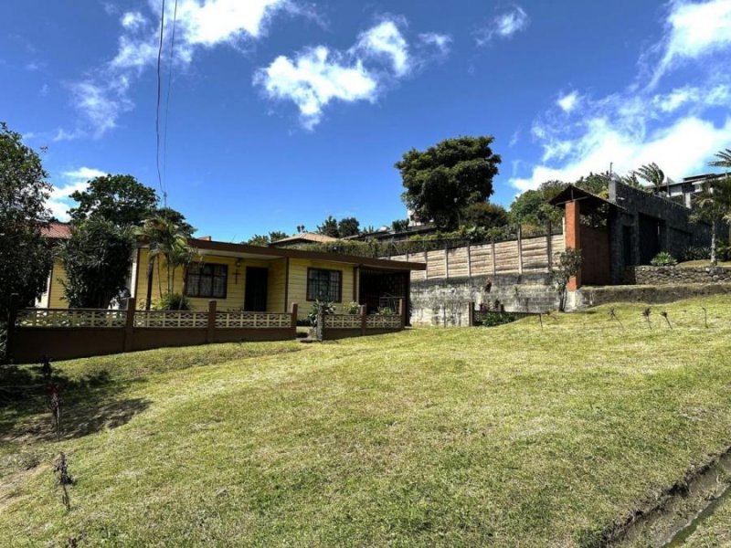 En Venta Lote + Casa en San Rafael, Montes de Oca.