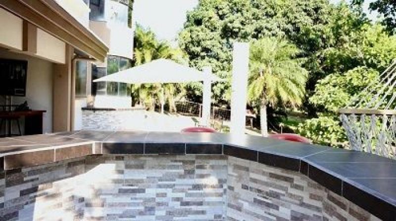 Foto Casa en Alquiler en Guácima, Alajuela, Alajuela - U$D 2.800 - CAA19853 - BienesOnLine