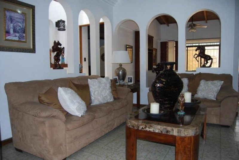 Foto Casa en Venta en Rohrmoser, Pavas, San José - U$D 285.000 - CAV24846 - BienesOnLine