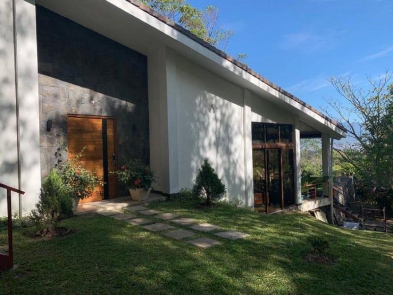 Foto Casa en Venta en Escazú, San José - U$D 695.000 - CAV95300 - BienesOnLine