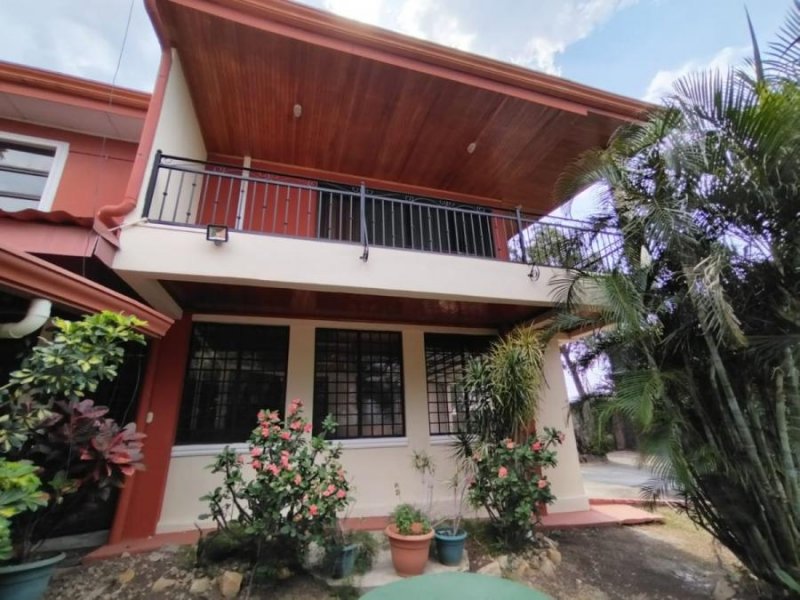 Foto Casa en Venta en Brasil, Santa Ana, San José - U$D 750.000 - CAV96411 - BienesOnLine