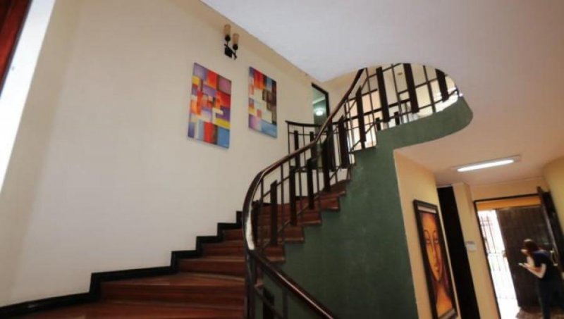 Foto Casa en Venta en Sabanilla, San José - U$D 195.000 - CAV18278 - BienesOnLine