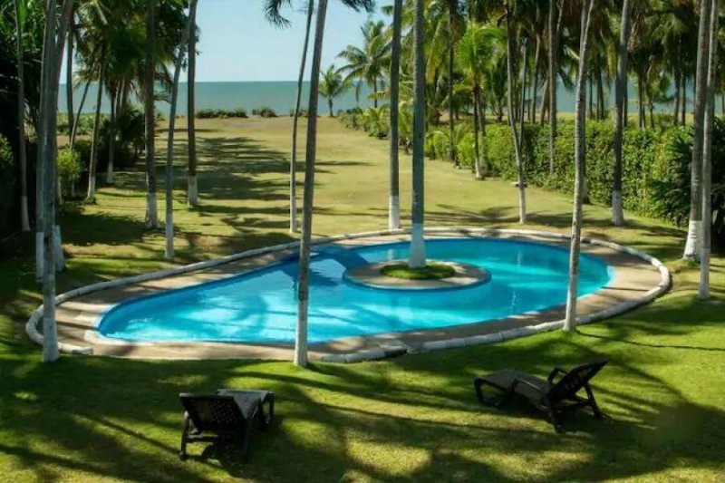 Foto Casa en Venta en PuntarenasPuntarenas, Puntarenas, Puntarenas - U$D 400.000 - CAV72466 - BienesOnLine