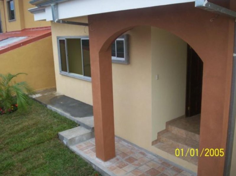 Foto Casa en Alquiler en Mata de Platano, San José - U$D 1.200 - CAA164 - BienesOnLine