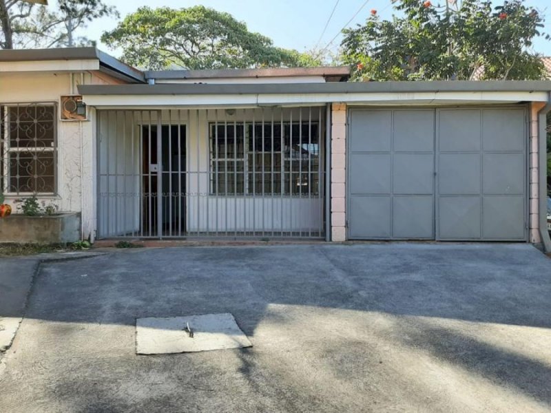 Casa en Alquiler en Entrada al Barrio Santa Cecilia Aserrí, 10601, San José