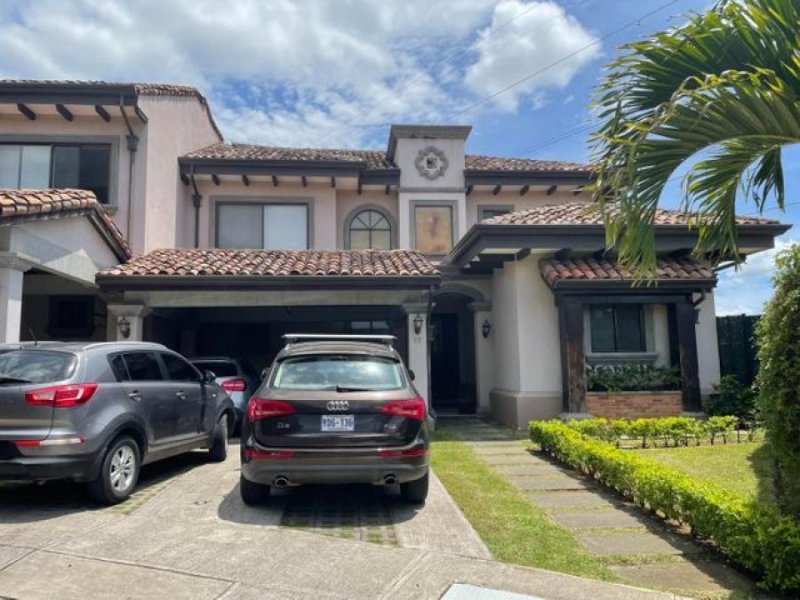 Foto Casa en Venta en Escazú, San José - U$D 560.000 - CAV46958 - BienesOnLine