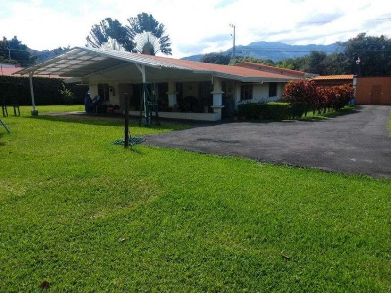 Foto Casa en Venta en Pozos, Santa Ana, San José - U$D 860.000 - CAV50839 - BienesOnLine