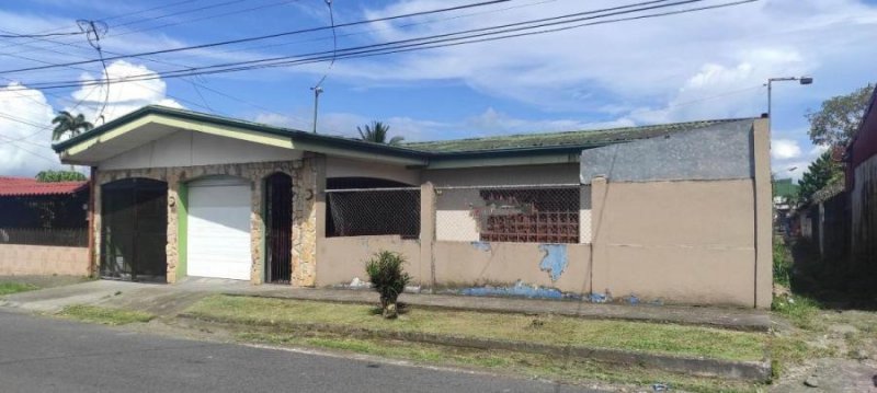 Casa en Venta en Guapiles Centro Pococí, Limón