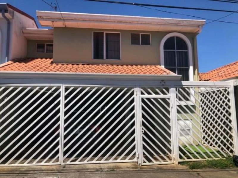 Foto Casa en Venta en Ulloa, Heredia, Heredia - U$D 145.000 - CAV24796 - BienesOnLine