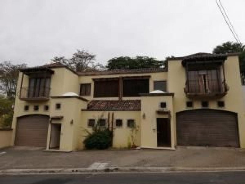 Foto Casa en Venta en La Unión, Cartago - U$D 260.000 - CAV28793 - BienesOnLine