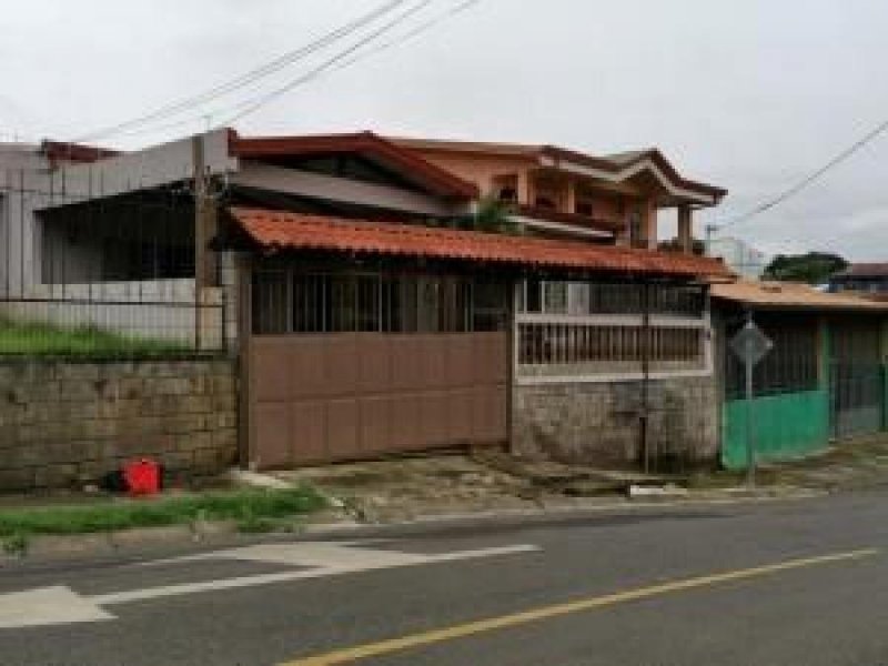 Foto Casa en Venta en Heredia, Heredia - U$D 101.000 - CAV28158 - BienesOnLine